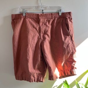 XL Uniqlo shorts (waist 36-39)